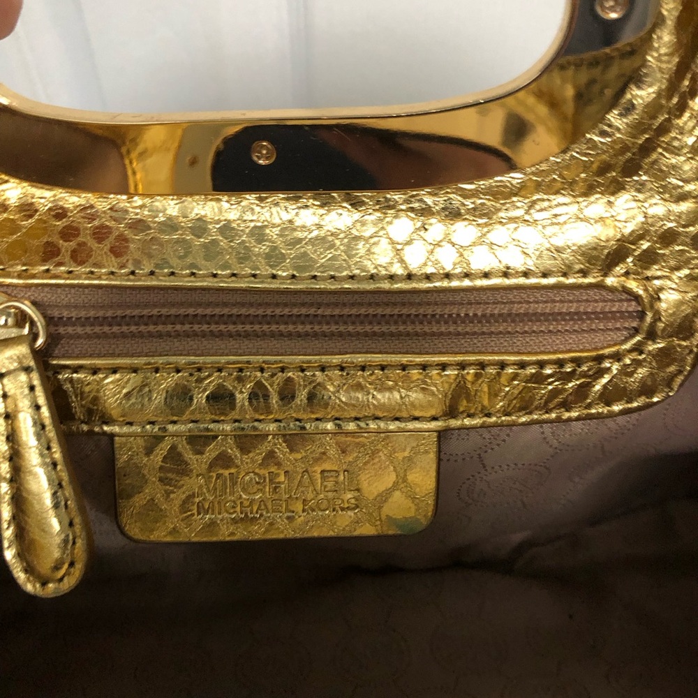 Michael Kors Berkeley Metallic Gold Leather Snakeskin Print Clutch Bag - Picture 11 of 12